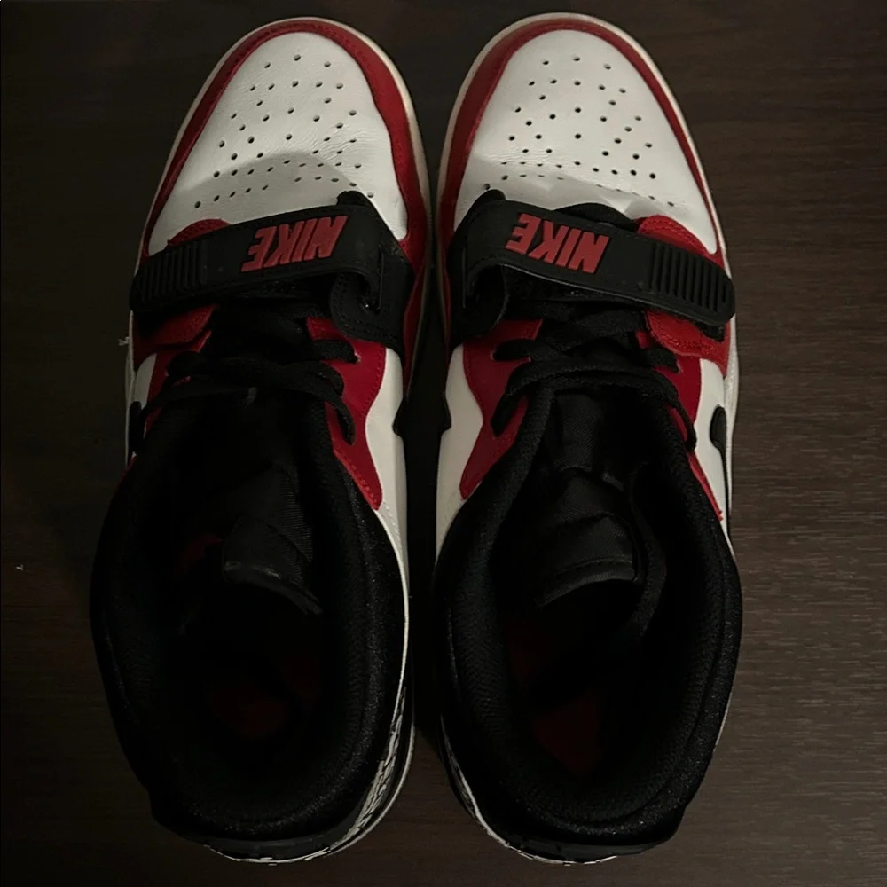 Jordan Legacy 312 - Picture 4 of 6